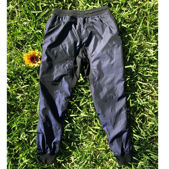 Nike Joggers - Picture 3 of 4